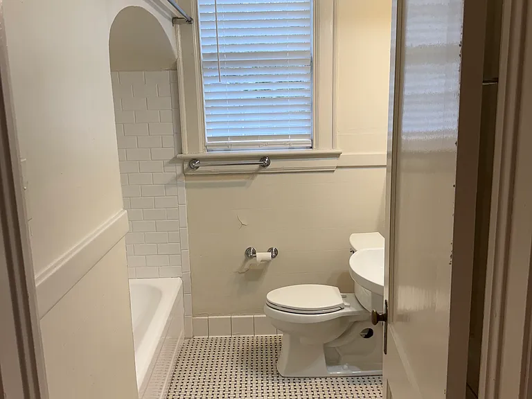 754 Felder Ave #754 — Photo 7