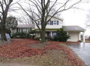 171 Miller Ln, Rochester, NY 14617