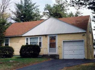 2 Arlene Ave, Albany, NY 12203