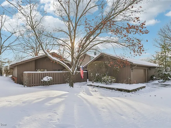 510-11 Concord Downs Cir, Aurora, OH 44202