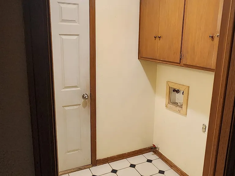 7916 Duane Dr — Photo 16