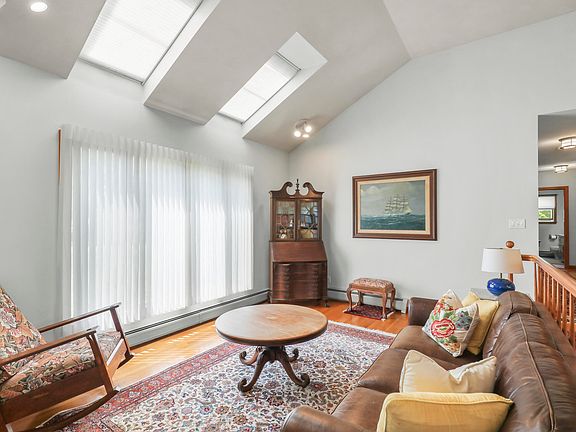 3rd image of 45 Terry Lou Avenue