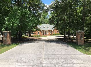355 First Flite Ln, Manakin Sabot, VA 23103