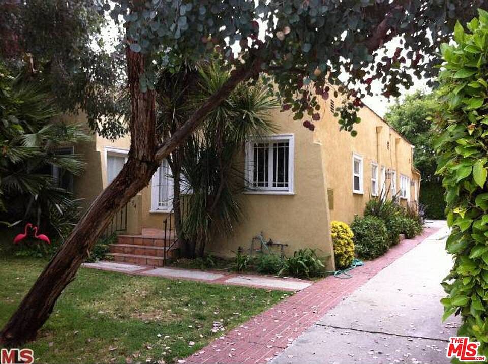 1st image of 852 N West Knoll Dr
