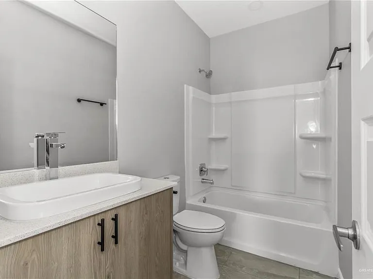 901 Sugar Dr #4 — Photo 7
