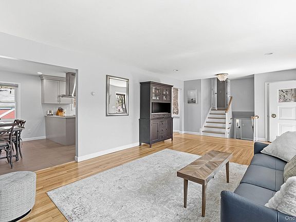 5th image of 17 Cottage Place