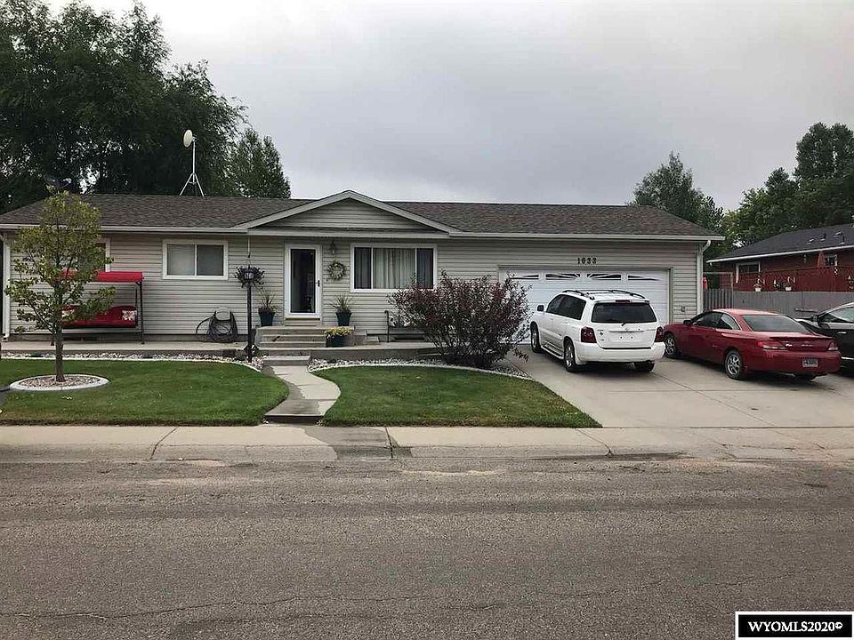 1st image of 1033 Bandera Ave