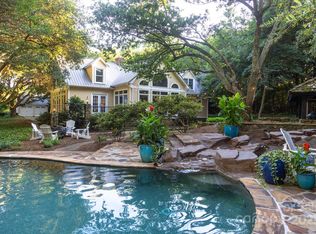 7794 Live Oaks Dr, Denver, NC 28037