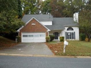 2143 Cheyenne Ln, Lawrenceville, GA 30044