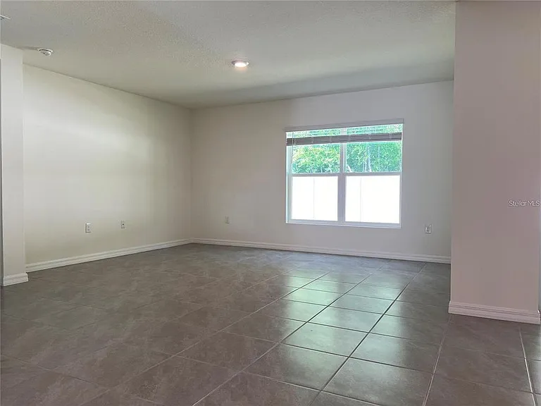 169 SE 66th Ct — Photo 11