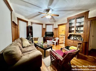 61 Quincy St #1, Medford, MA 02155