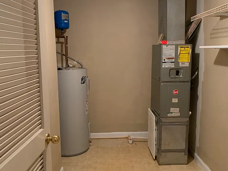 254 Grinder Ct — Photo 5