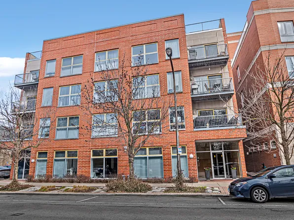 1421 Sherman Ave APT 605, Evanston, IL 60201