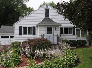 197 Winfield Rd, Rochester, NY 14622