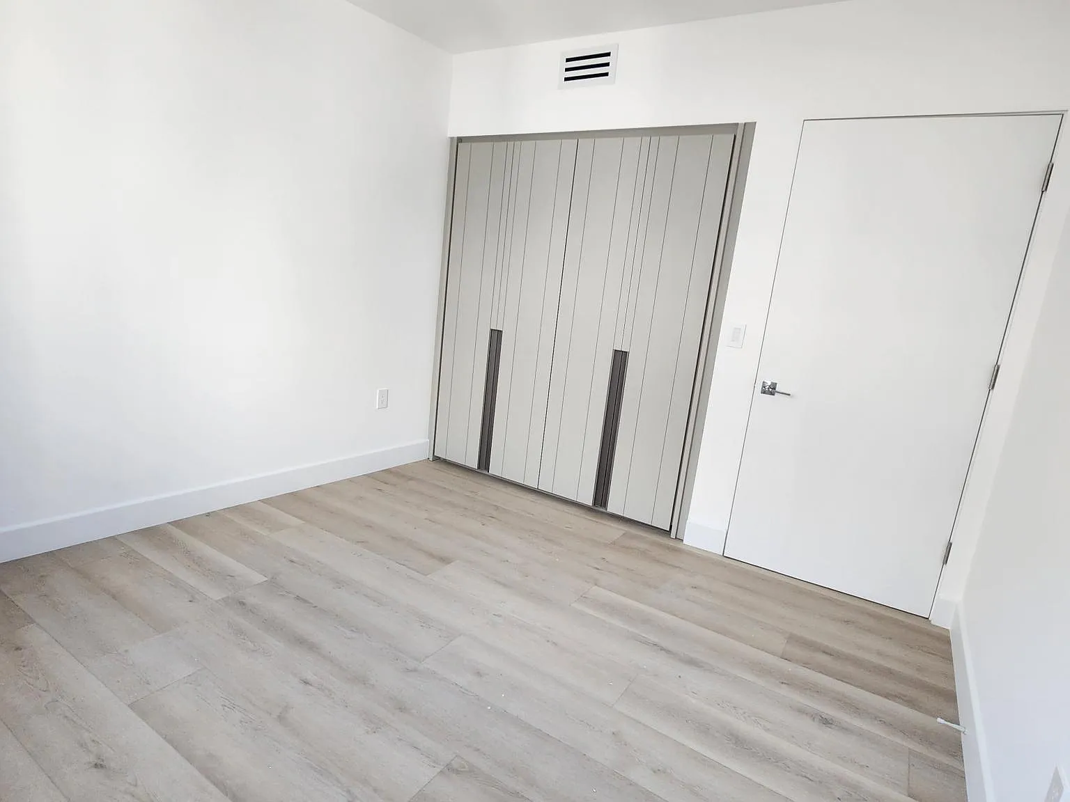 3 bed, 1750 sqft, $5,900 — Photo 4