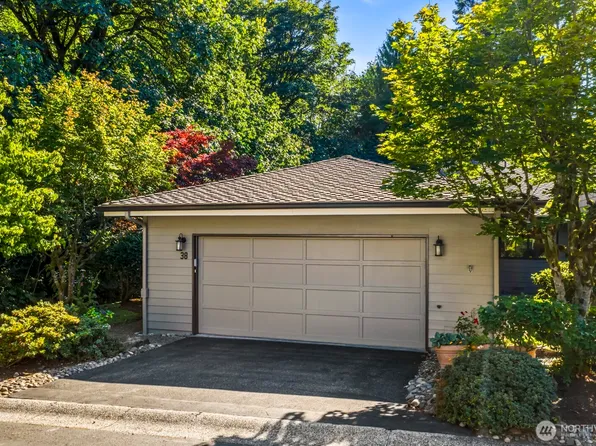 15800 Village Green Drive #38, Mill Creek, WA 98012