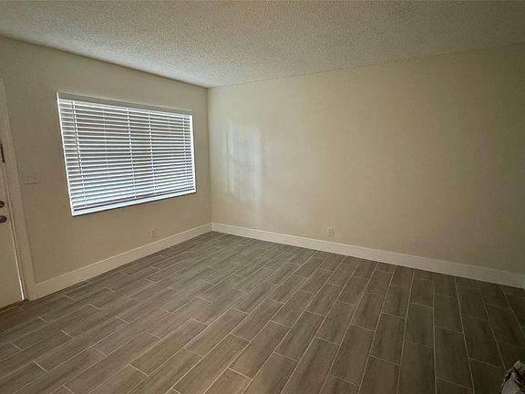 5th image of 5192 NE 6th Avenue #811