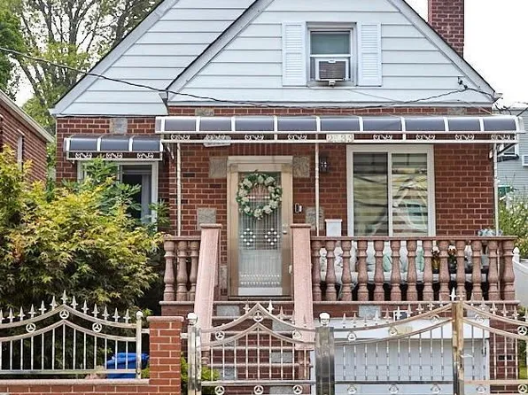 2533 Young Avenue, Bronx, NY 10469