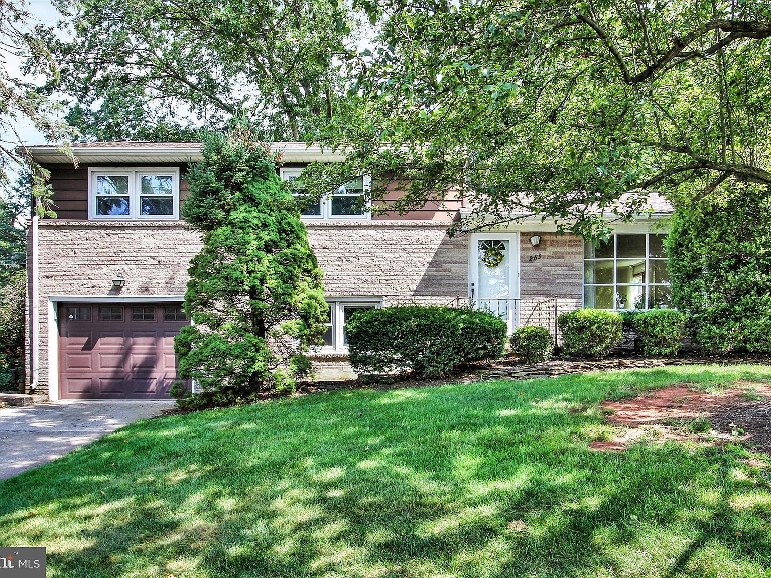 263 S 6th St, Mount Wolf, PA 17347 Zillow