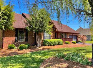 1634 Briteway Dr, Bowling Green, KY 42103