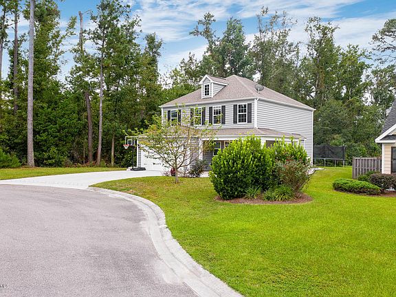 5th image of 585 Lune Court