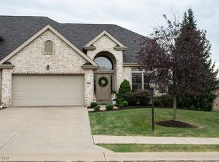 203 Prestwick Ct, Columbiana, OH 44408