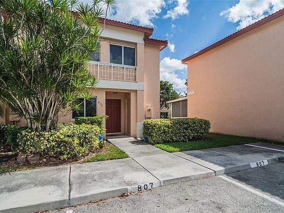 2nd image of 807 NW 208th Drive #807
