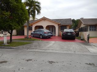 7825 W 4th Ln, Hialeah, FL 33014