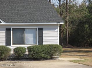 1974 Countrywood Blvd, Jacksonville, NC 28540