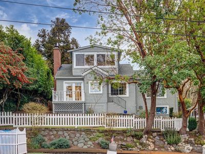 2726 50th Avenue SW, Seattle, WA, 98116