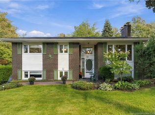 12 Chandler Cres, Moncton, NB E1E 3W7