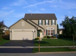 2454 Fox Dr, Aurora, IL 60506