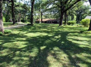 7903 Old River Rd, Rockford, IL 61103