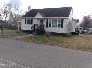 53 Shepard Ave, Schenectady, NY 12304