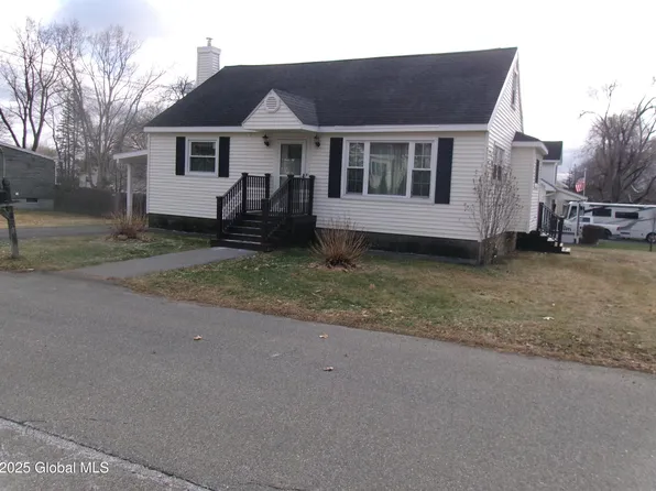 53 Shepard Avenue, Colonie, NY 12304