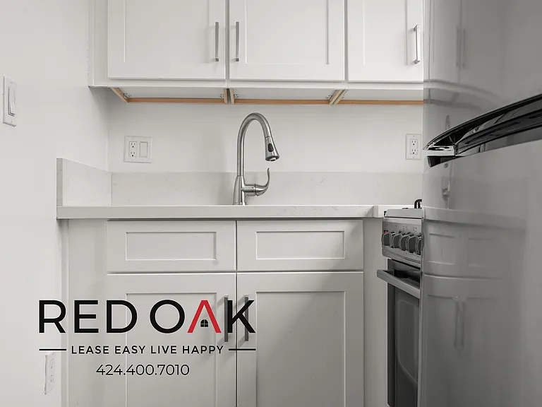 2255 W 14th St #310 — Photo 5
