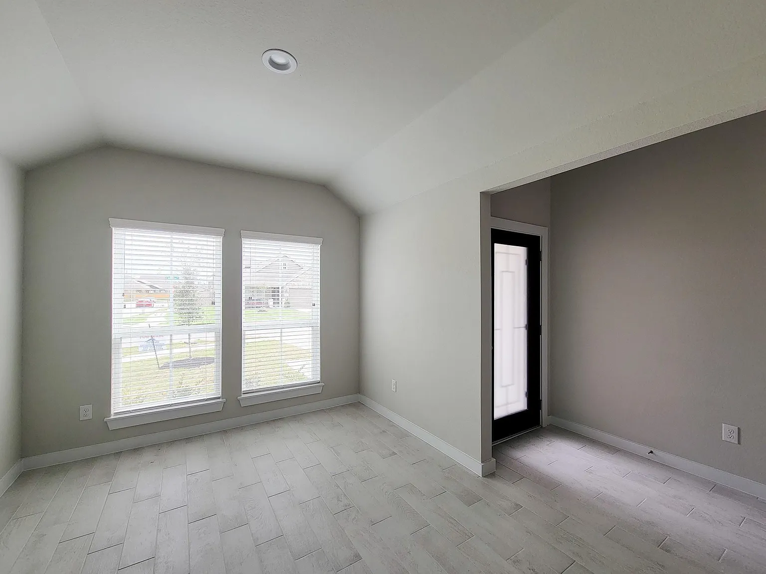 3 bed, 2.5 bath, 1776 sqft, $2,250 — Photo 4