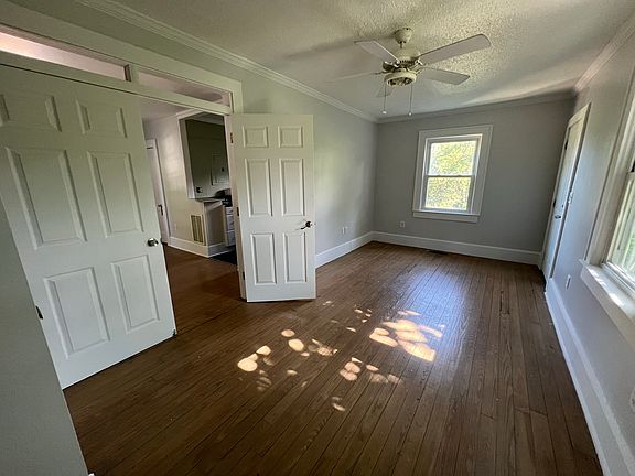 4th image of 1025 Buist Ave #A