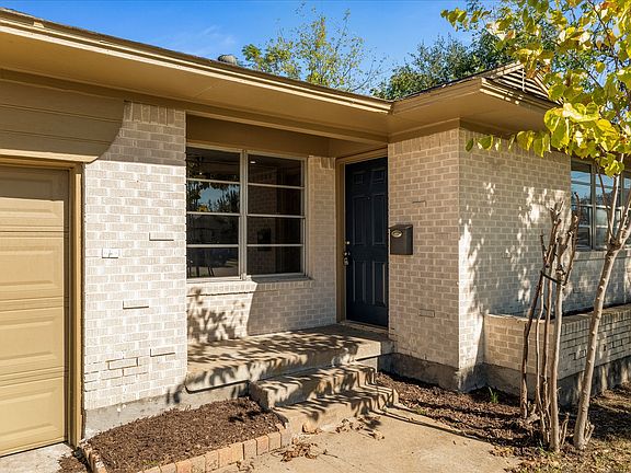 3rd image of 2243 Larry Dr