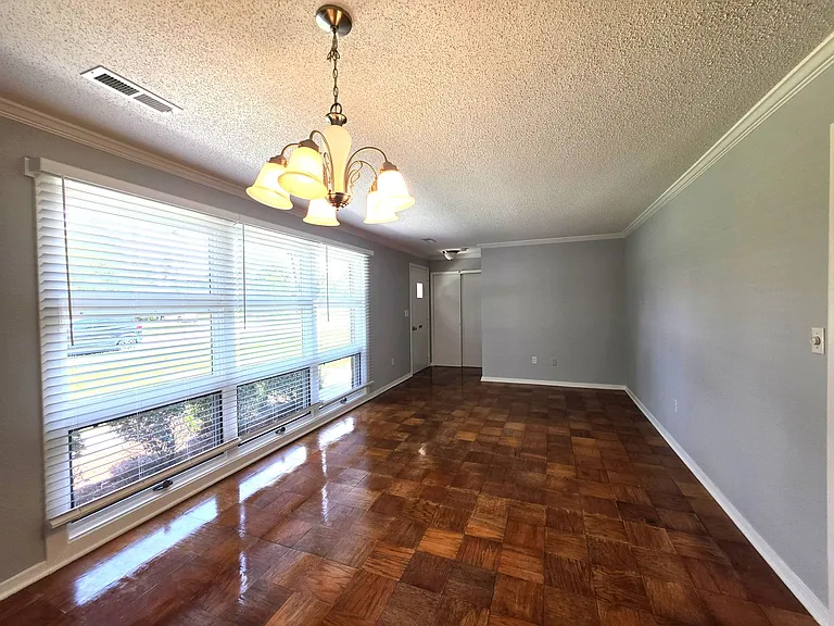 548 Pelican Ave — Photo 11