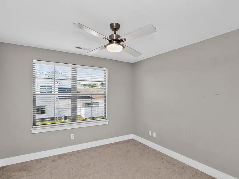 1525 White Tip Ln — Photo 26