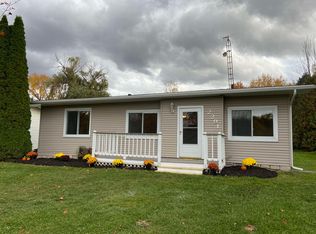 2291 Ray Rd, Fenton, MI 48430