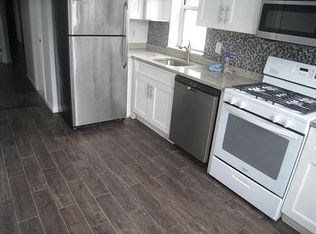 32-26 35th St #2N, Astoria, NY 11106