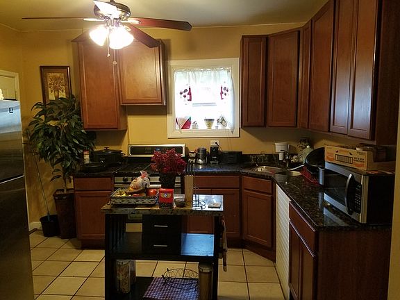 2nd image of 3710 W Douglas Blvd
