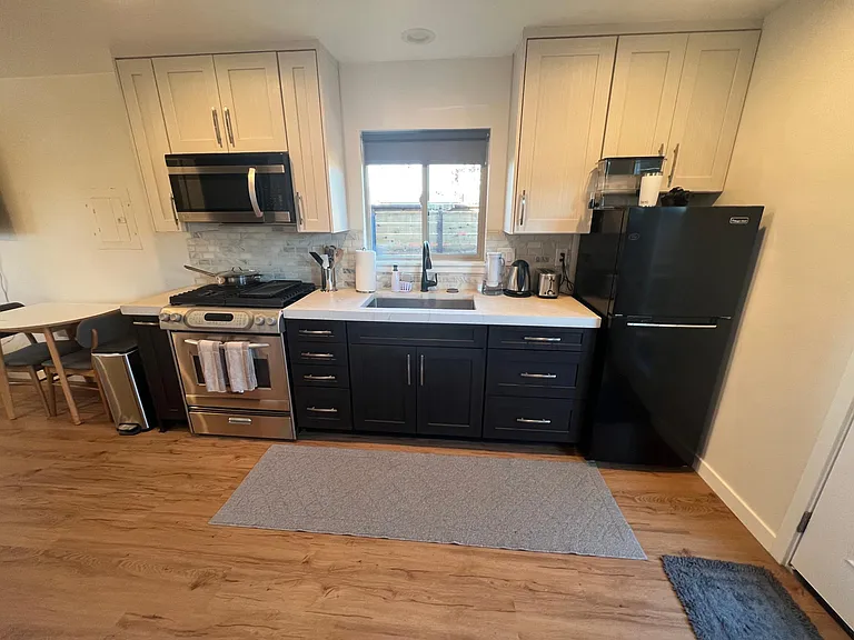 1464 Gulf St #A — Photo 1