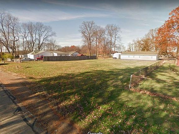 2nd image of 1920 Todd Ave