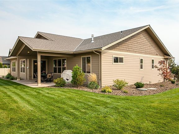2nd image of 432 Erika Ln