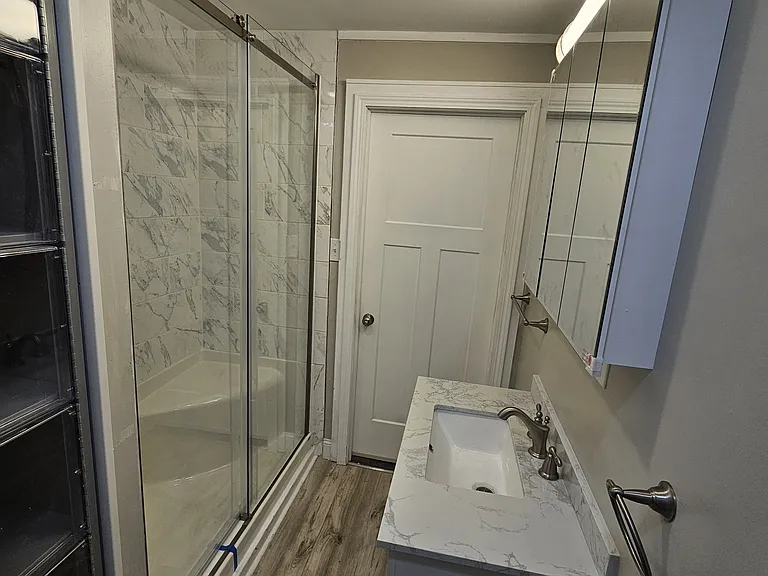 804 E Stewart St — Photo 31