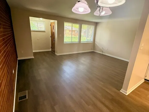 954 Brubaker Dr, Dayton, OH 45429