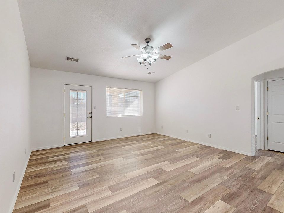 1402 Vista Centro Dr SW, Los Lunas, NM 87031 Zillow